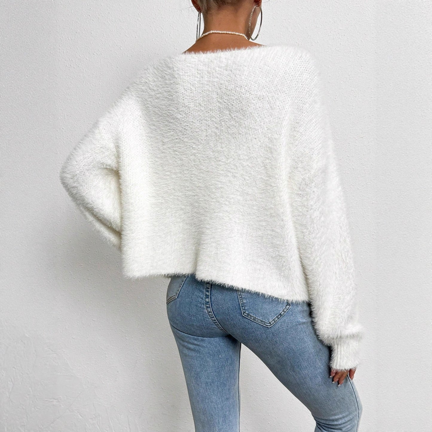 Women's Elegant Cardigan Sweater Solid Color And V-neck Fashion Bead Knitwear Coat