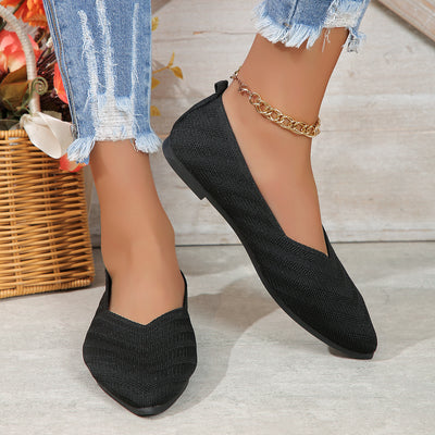 Décolleté Flyknit con punta bassa e tacco largo, comode e comode