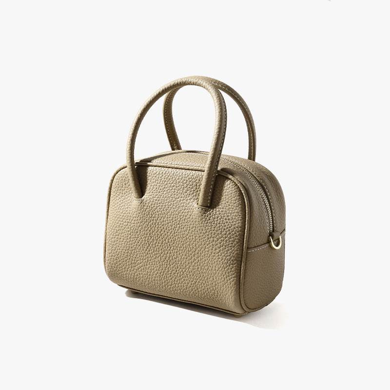 Borsa a tracolla da donna, in pelle di vacchetta, coordinata, primo strato