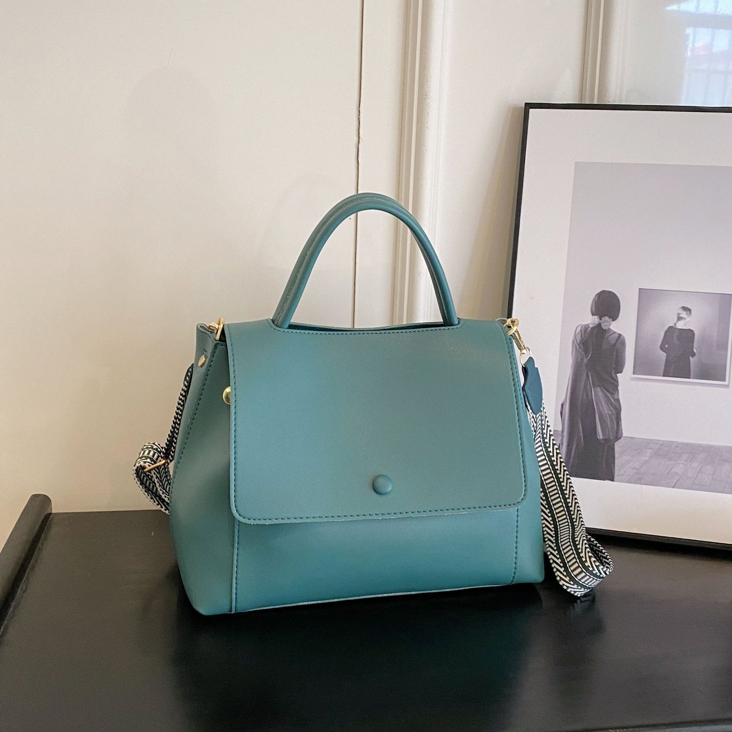 Borsa a tracolla grande e capiente, borsa a mano, borsa multiuso