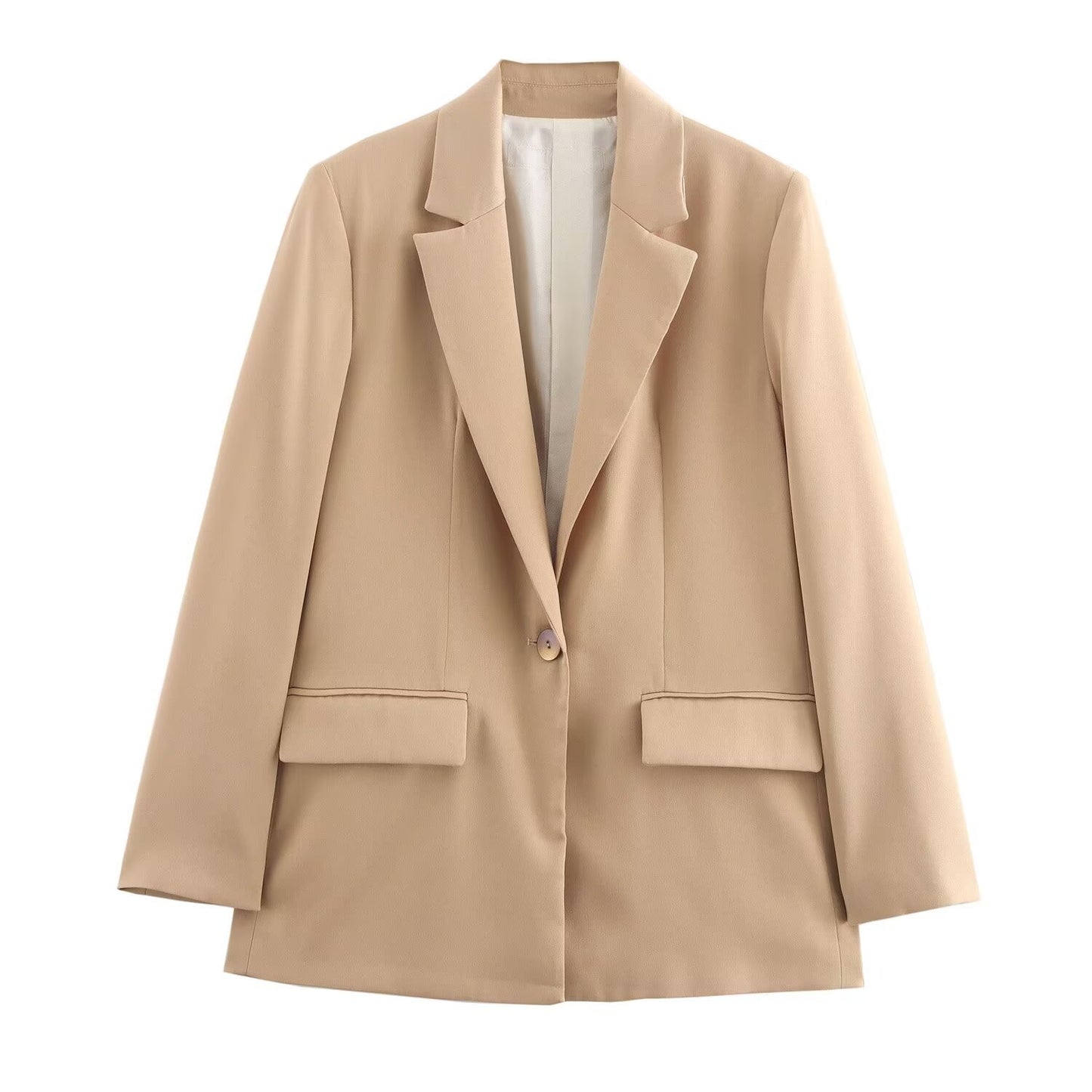 Il blazer casual a maniche lunghe è realizzato in un tessuto satinato simile alla seta