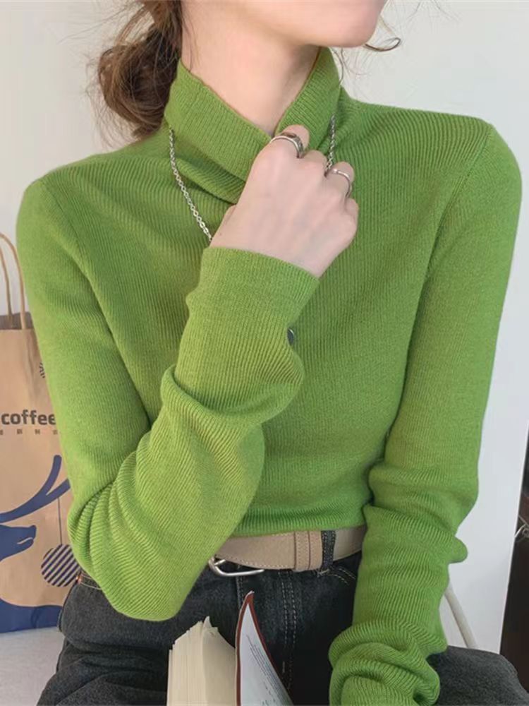 Maglione da donna con risvolto e fondo sottile