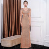 Vestito lungo da donna attillato con paillettes e effetto snellente