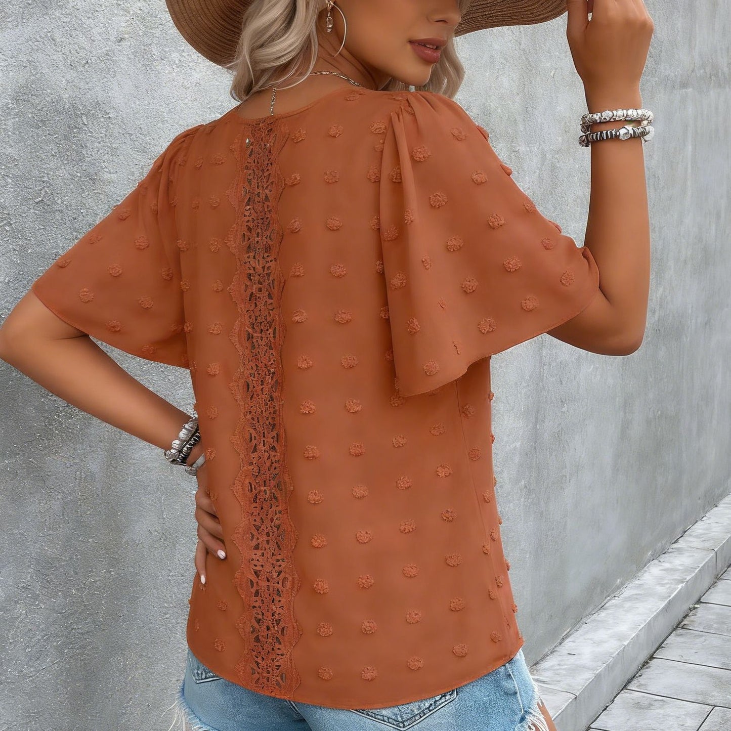 Camicia da donna a maniche corte girocollo in pizzo traforato