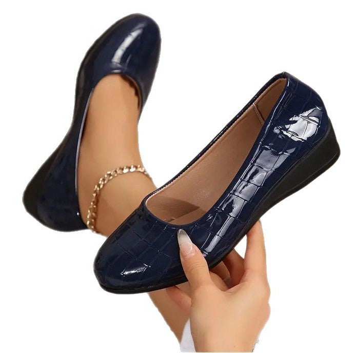 Scarpe basse casual da donna taglie forti, con tacco basso e tinta unita