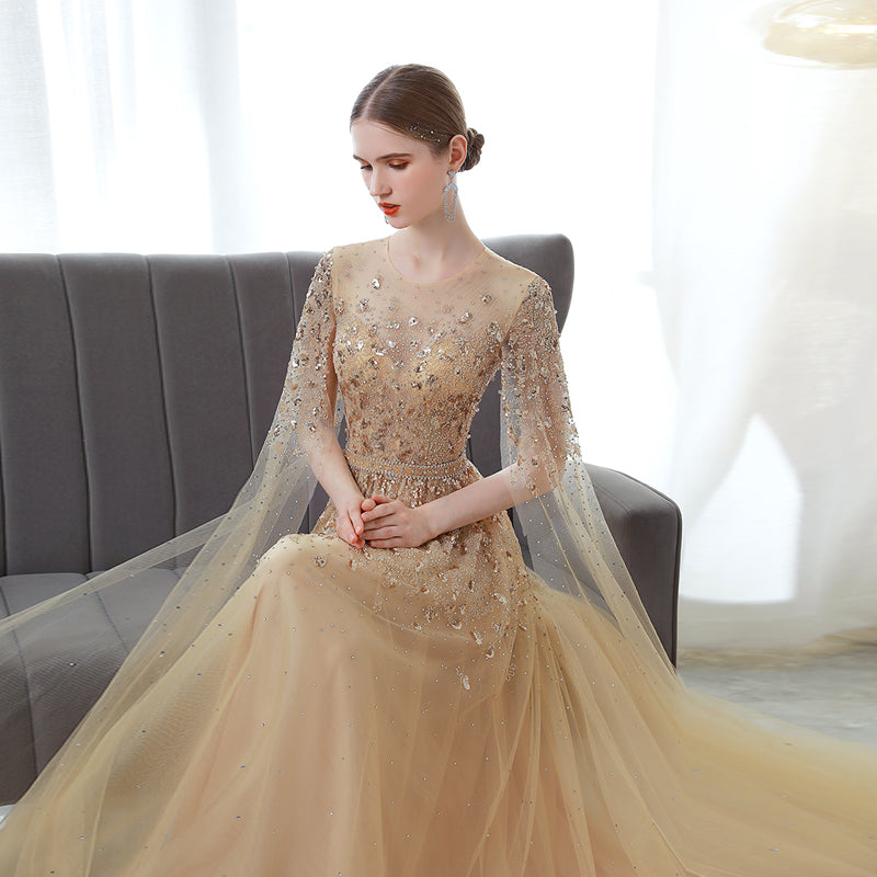 Vestito da Sera Lungo Elegante Maniche Svolazzanti Oro