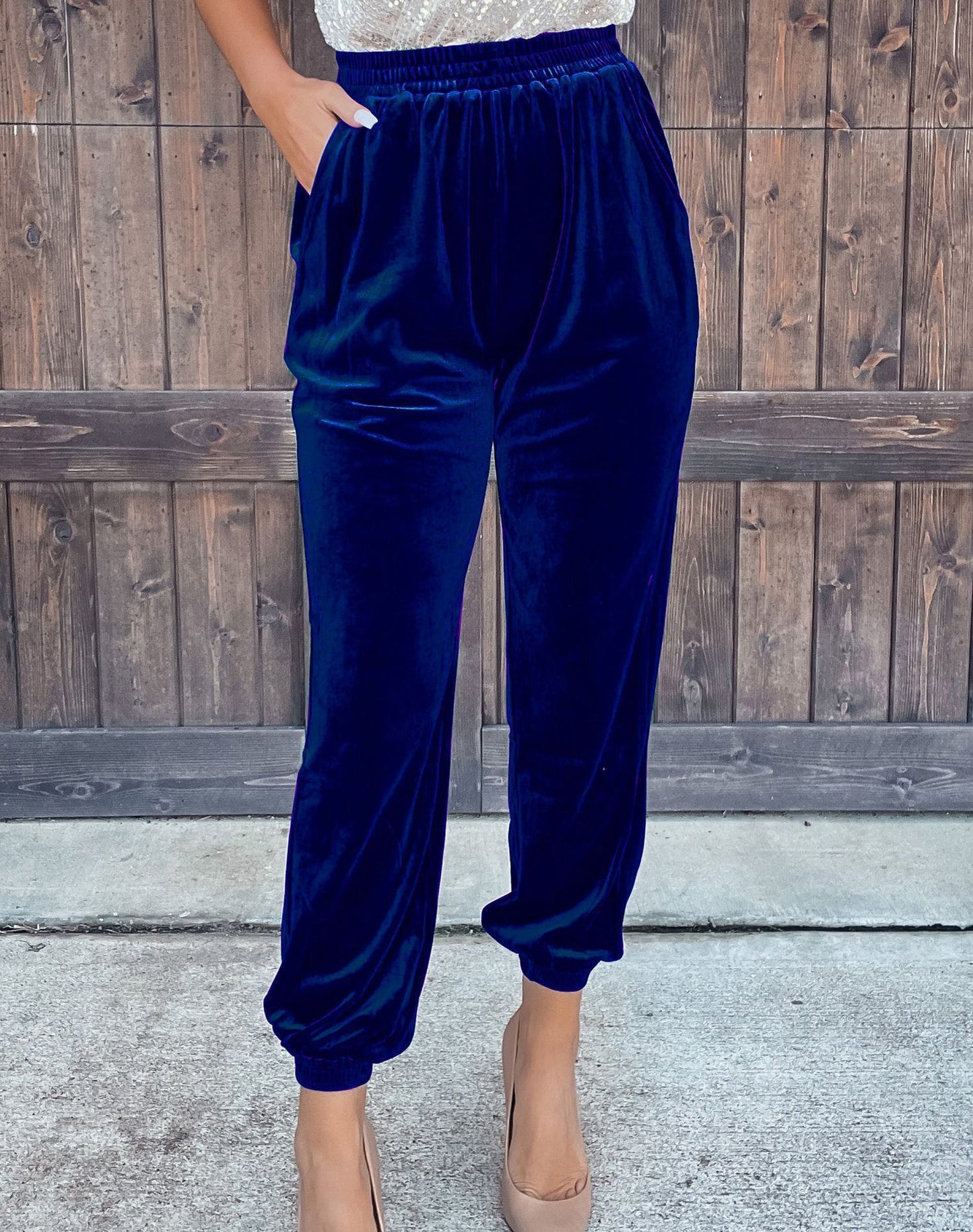 Women's Solid Color Straight Pants With Elastic Waist And Casual Cuffs