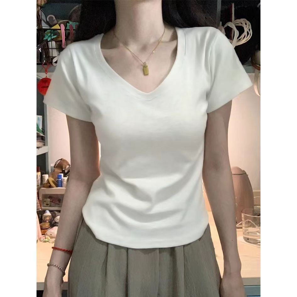 New Round-neck Straight-shoulder Top