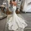Abito da Sposa Scenico in Raso Semplice Senza Schienale Stile Mori con Spalline a Strascico