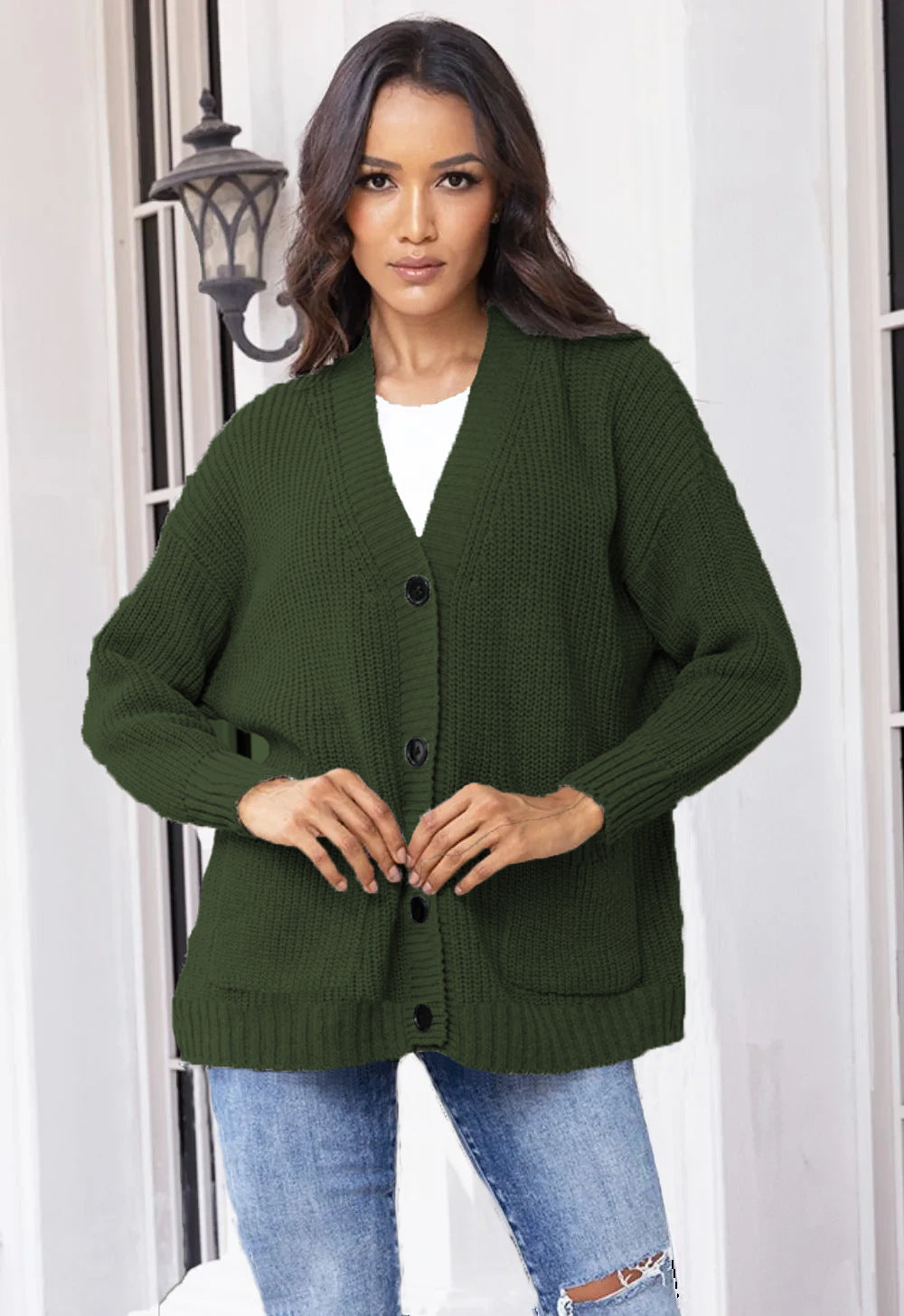 Cardigan con scollo a V, tasche larghe con bottoni, maglione transfrontaliero