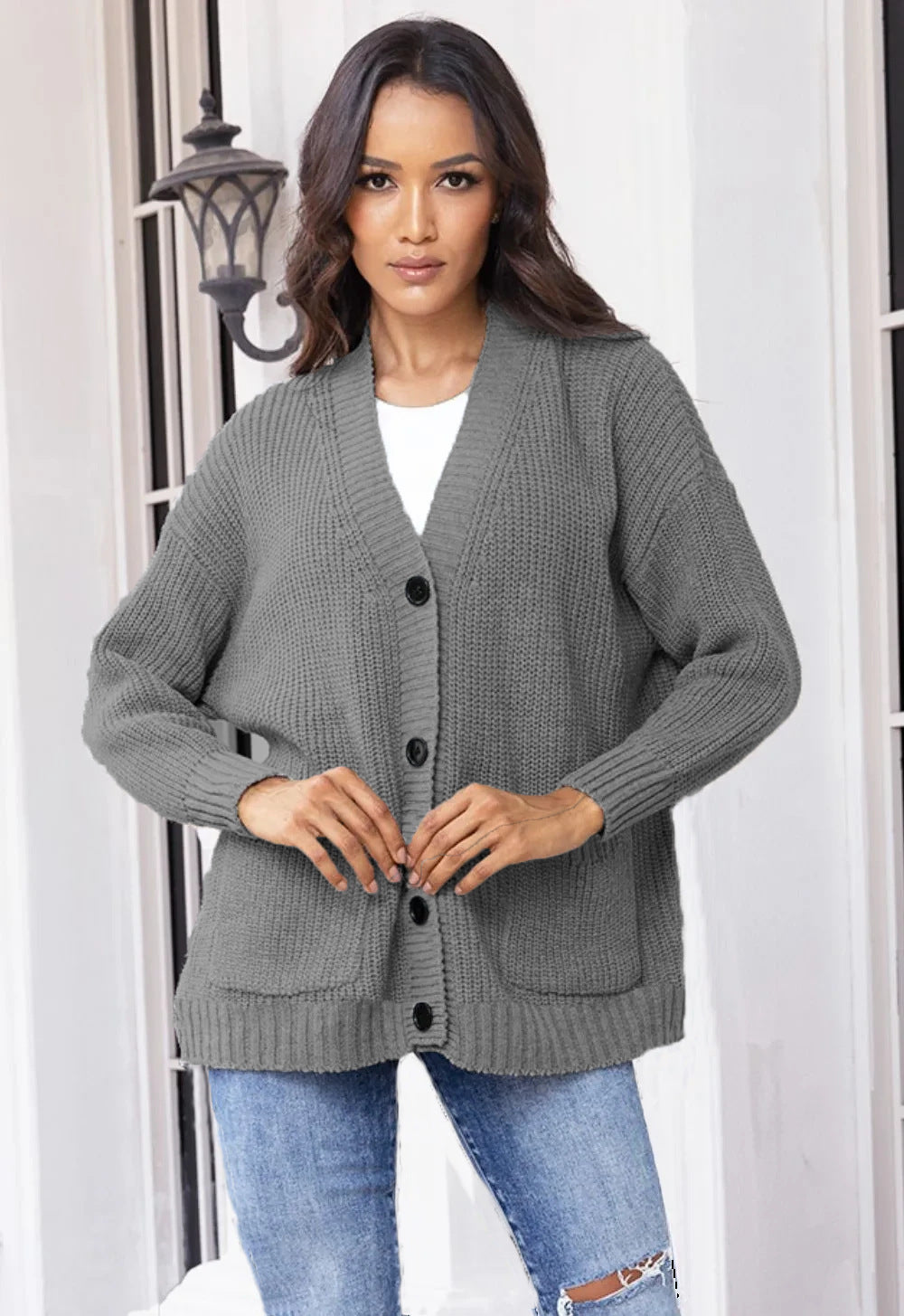 Cardigan con scollo a V, tasche larghe con bottoni, maglione transfrontaliero
