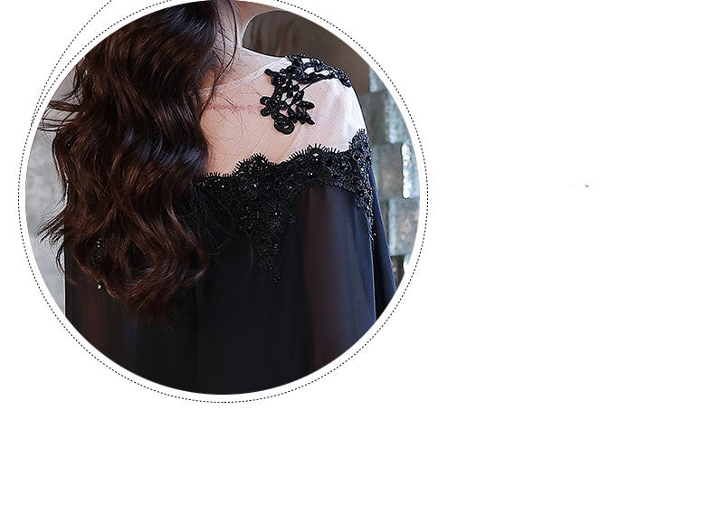 Abito da Sera Nero per Donna con un Tocco di Lusso