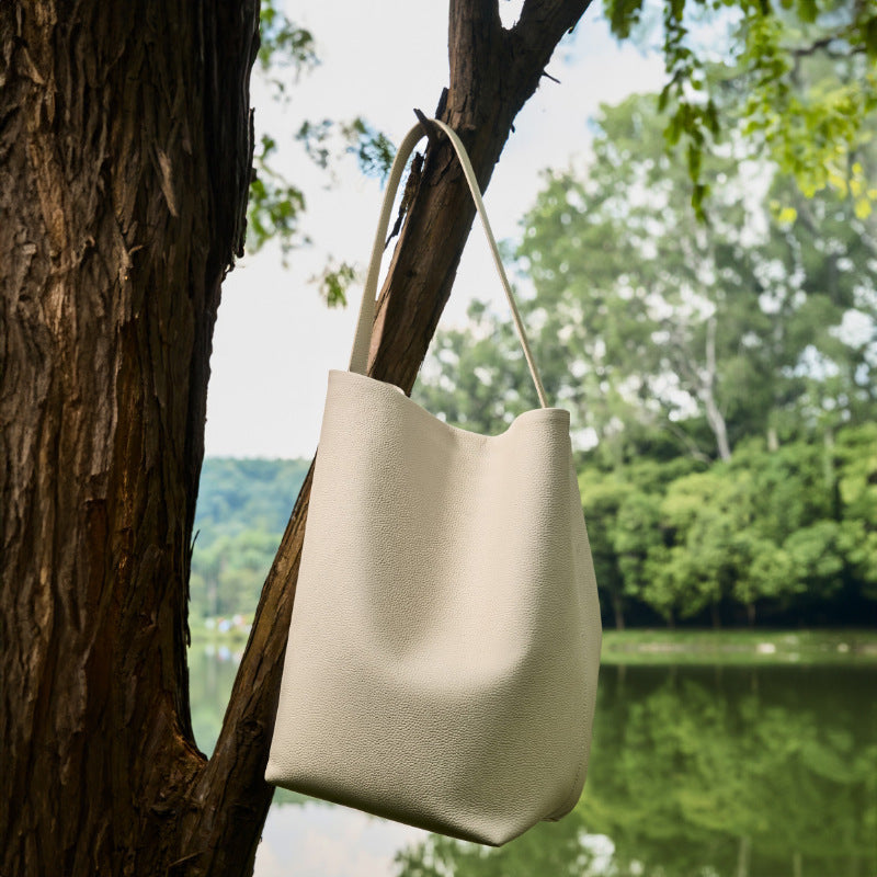 Idle Style Leather Large Capacity One-shoulder Bucket Bag