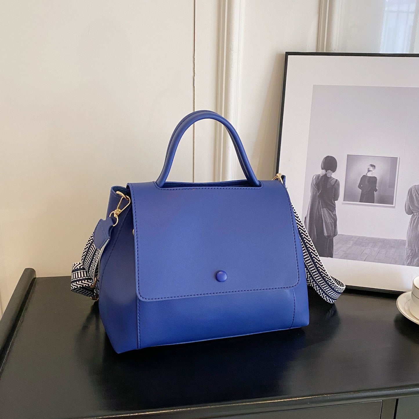 Borsa a tracolla grande e capiente, borsa a mano, borsa multiuso