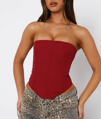 Top da donna asimmetrico a fascia con cinghie e vita attillata alla moda