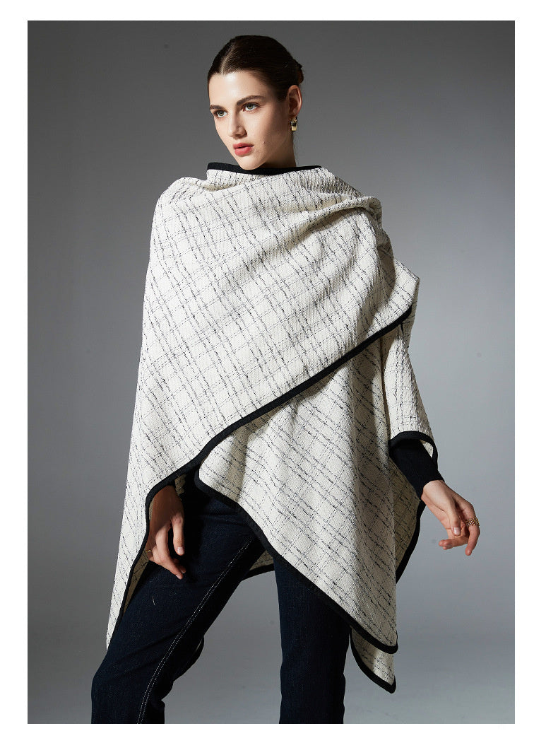 Autumn And Winter Pairs Of Beige Buckle Shawl