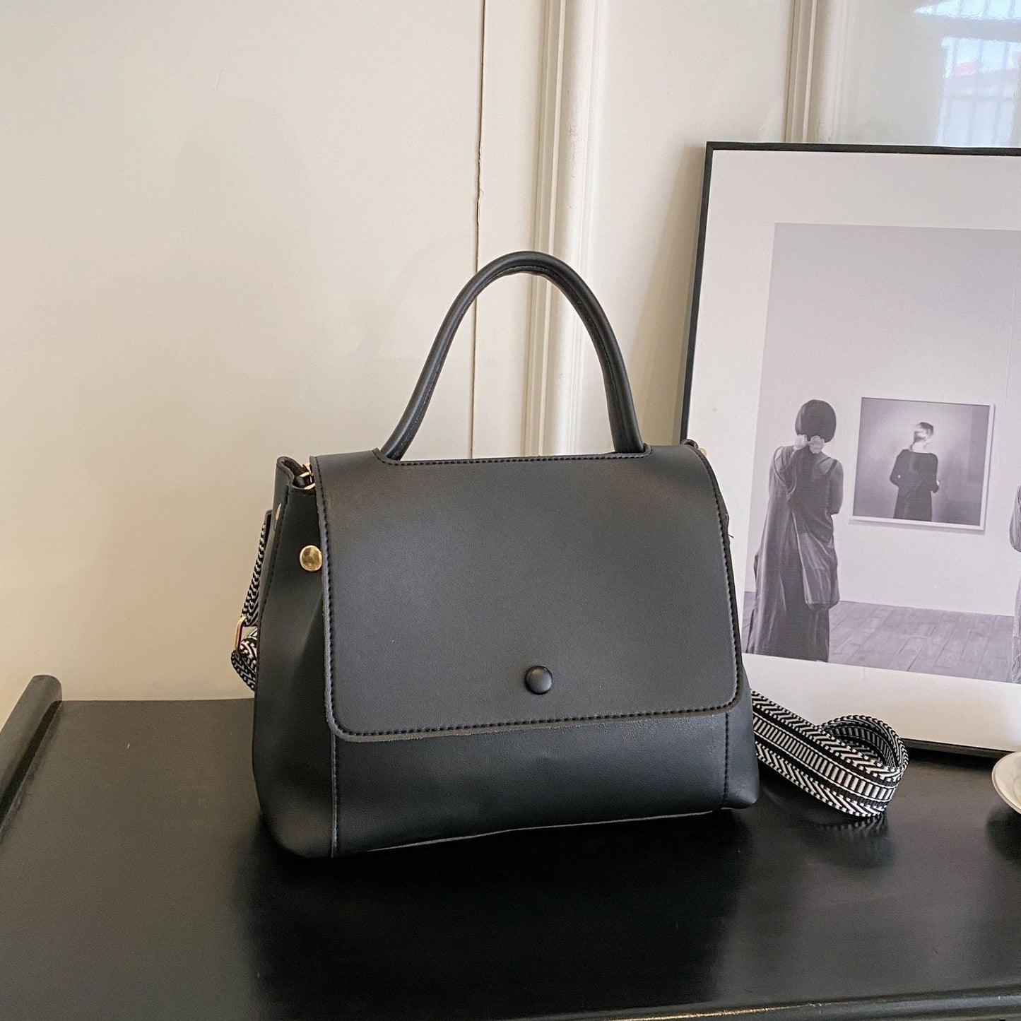 Borsa a tracolla grande e capiente, borsa a mano, borsa multiuso